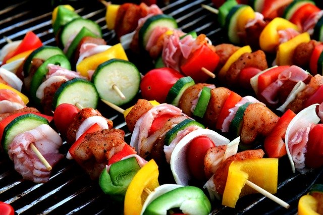 15 Delicious and Healthy Kids Party Food - Lunch Kebab
